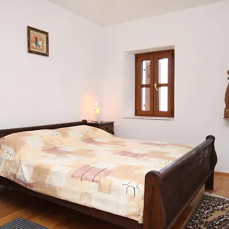 Casa de Férias House With Wifi Okrug Gornji, Ciovo - 5253 *