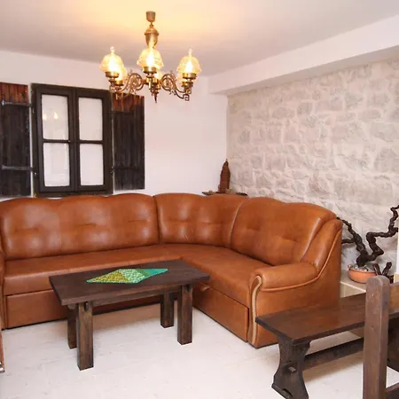 House With Wifi Okrug Gornji, Ciovo - 5253